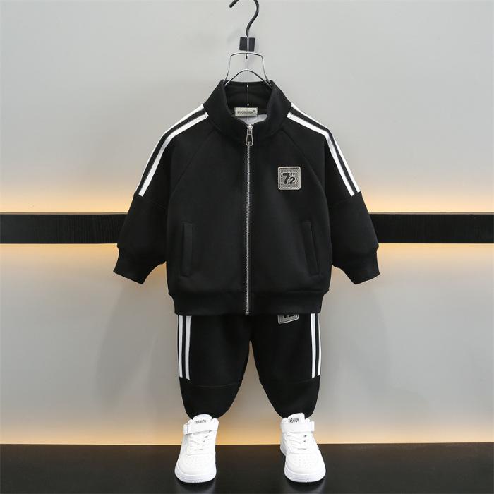 Boys' 2024 Spring/Autumn Casual Korean Sports Suit: Stylish Lettered Top & Pants Set for Kids