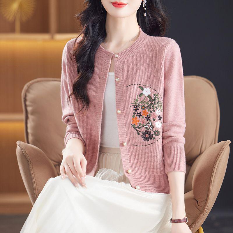 Ethnic-Style Embroidered Knit Cardigan Jacket for Women - Spring/Autumn Loose Fit, Stylish Short Top