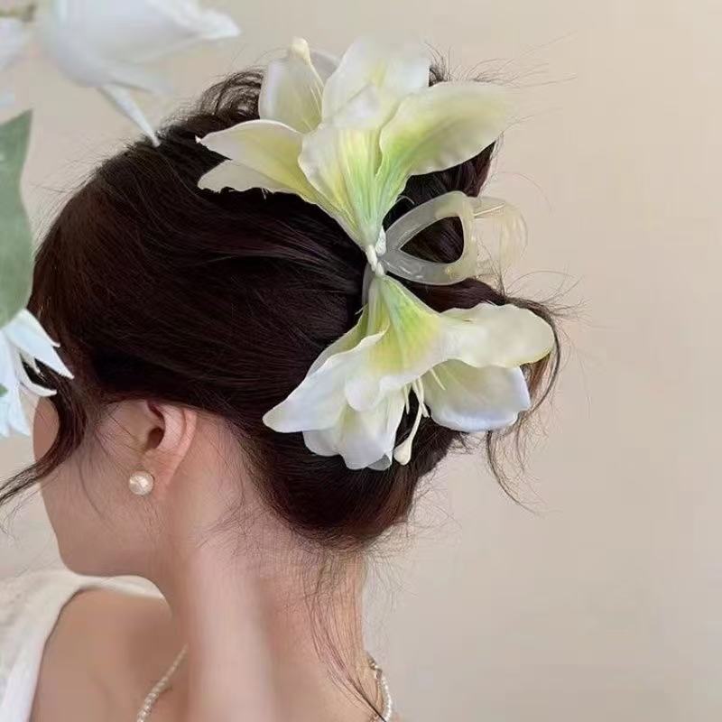 Bohemia Barrettes Lilium Flower Hair Claw Ponytail Clip Large Shark Clip Personality Lily Shape Trend Vacation Jewelry Gift