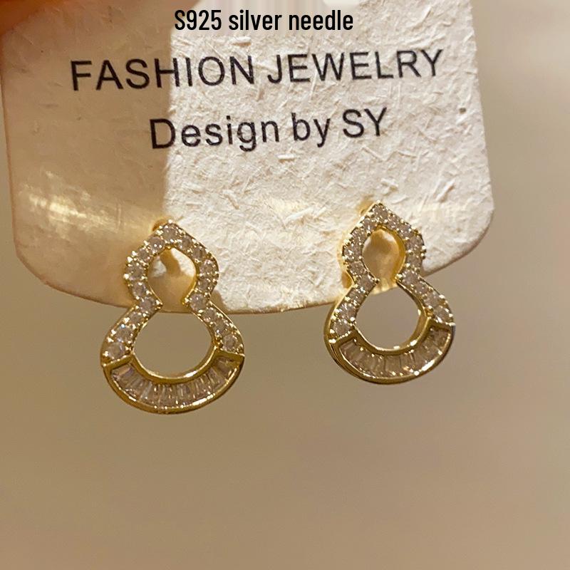 Silver Needle Zircon Gourd Hollow Stud Earrings - Elegant Chinese Style Fashion for a Sleek, High-End Look.