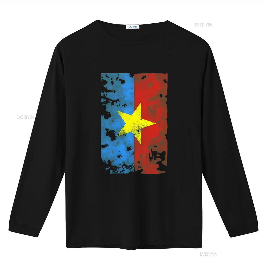 Vietnam Flag Inspired T Shirt with Distressed Star Design Perfect for Patriotic Fashion Statements vintage Washed Unisex