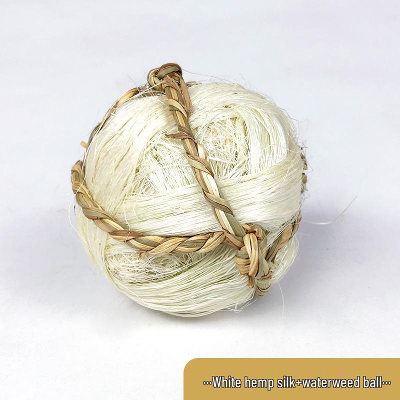 Hand-Woven Straw Chew Ball for Small Pets: Alleviates Boredom in Rabbits, Chinchillas & Guinea Pigs