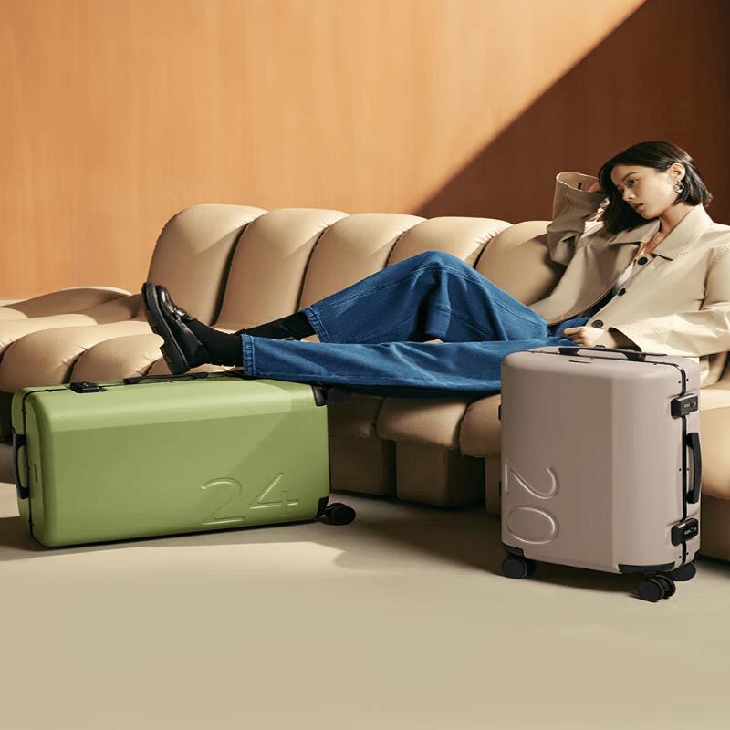 OIWAS Zheyin Series Trendy Aluminum Frame Luggage