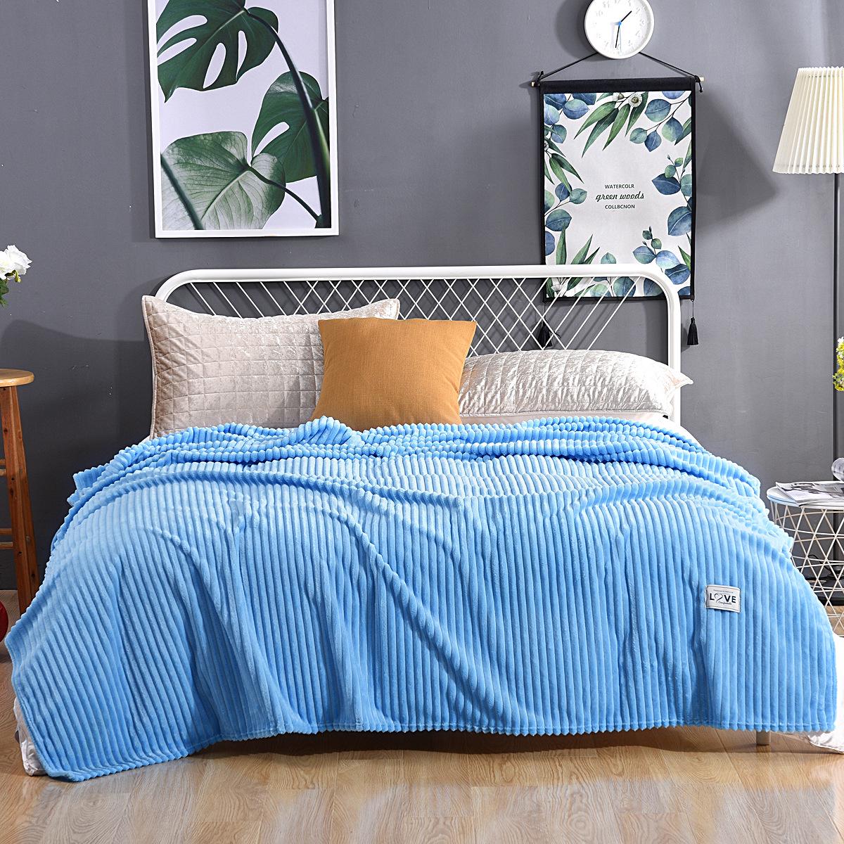 

Флисовый мягкий плед в полоску для дома и путешествий 200*230cm небесно-голубой