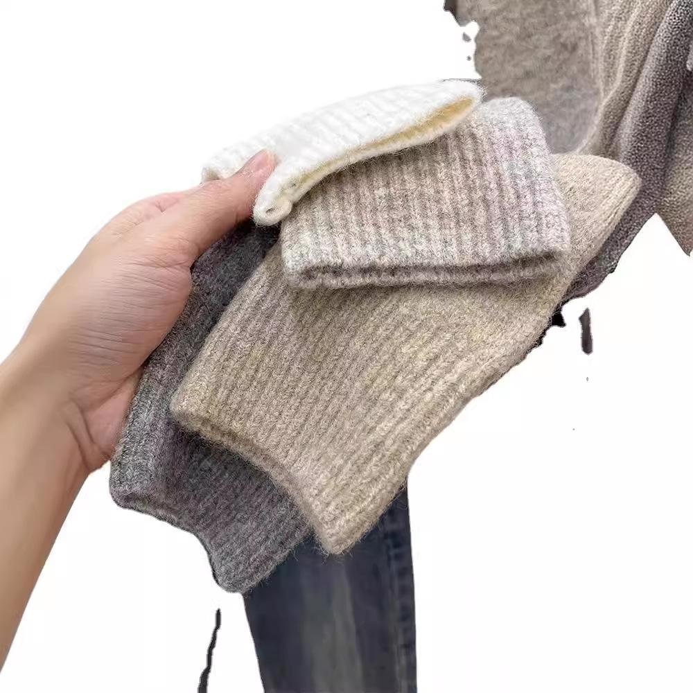 Verdickter Strickpullover mit quadratischem Ausschnitt für Damen Herbst- und Winter-Temperament Pullover mit Innenfutter Top