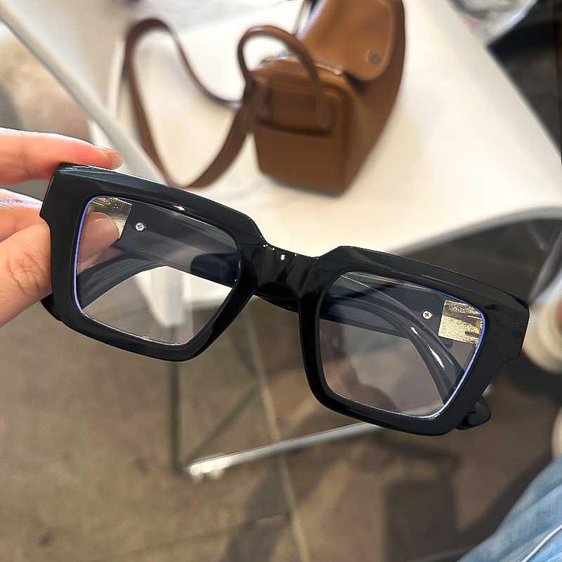 Retro High-Definition Thick Frame Square Frame Women'S Reading Glasses Fashionable Neutral High-Quality Anti Blue Light Glasses