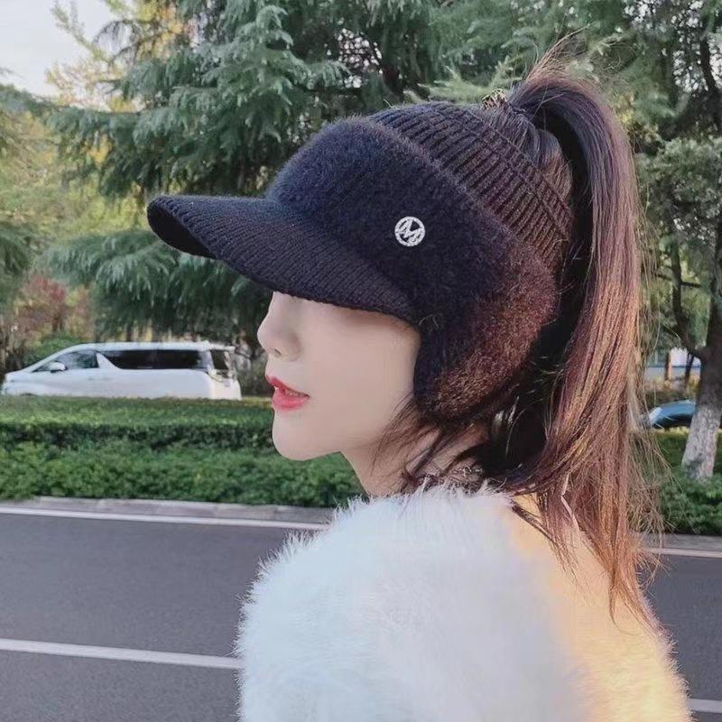

Autumn and winter new versatile ear protection cap children s windproof thickened warm face small knitted wool empty top hat