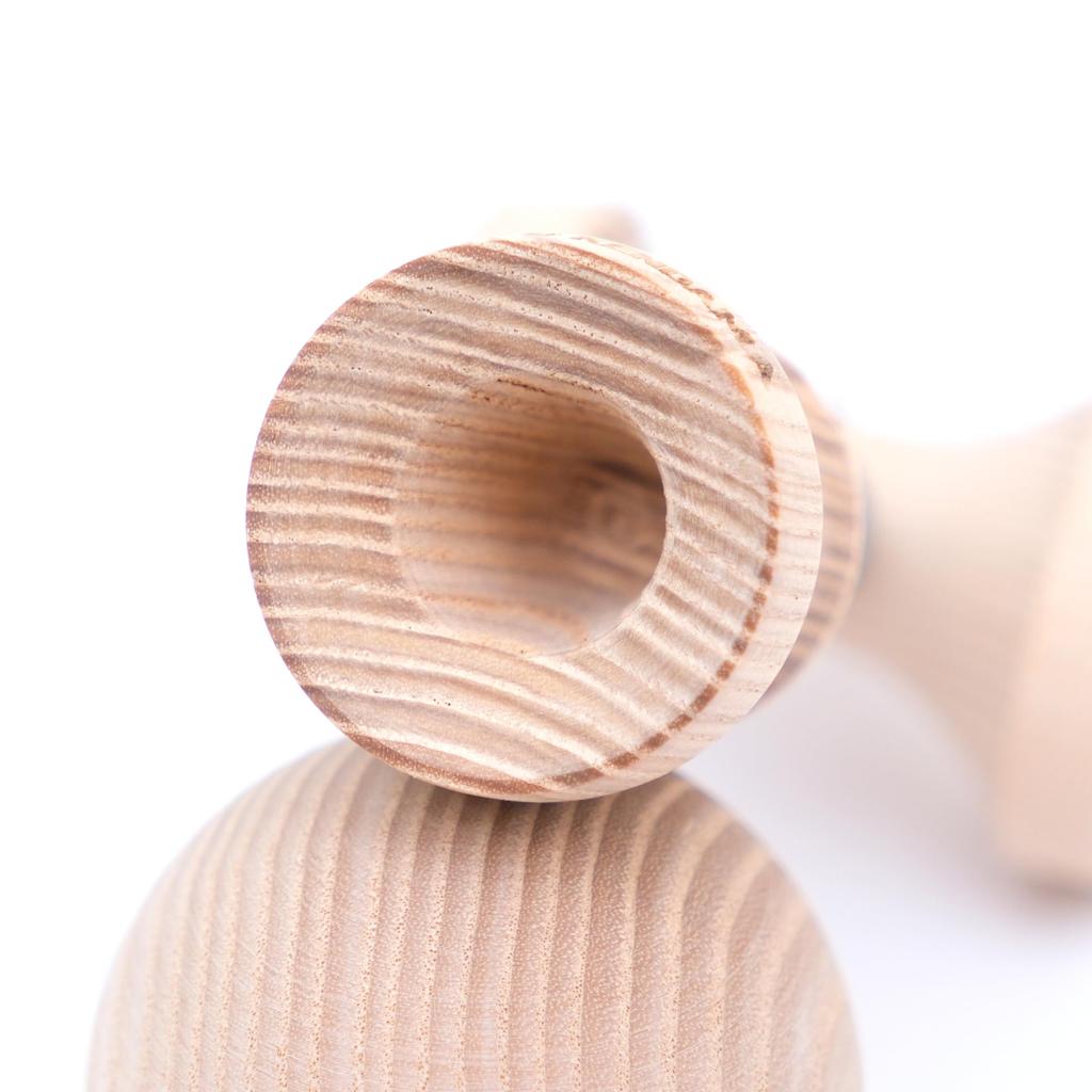 TOKYO KENDAMA Voksende Kendama uten kjemisk maling Lagre, (Aske)