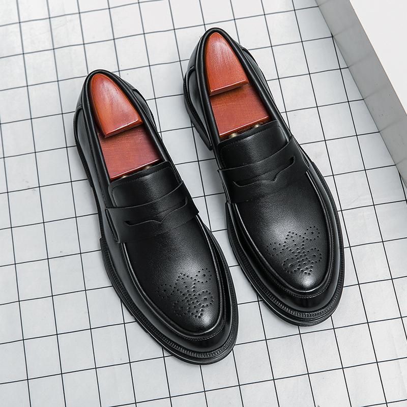 Brogues Style Men Shoes Business Casual Leather Shoes Moccasins Man Flats Shoes