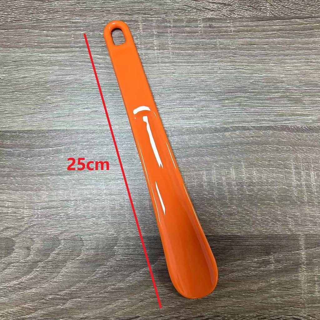 Compact Plastic Shoehorn: Portable, Modern, and Creative Design for Home Use