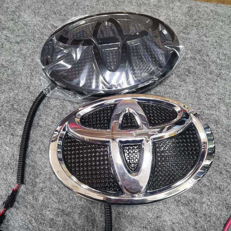 Toyota Land Cruiser Prado 2018-2020 Front Grille Emblem with Flowing Light
