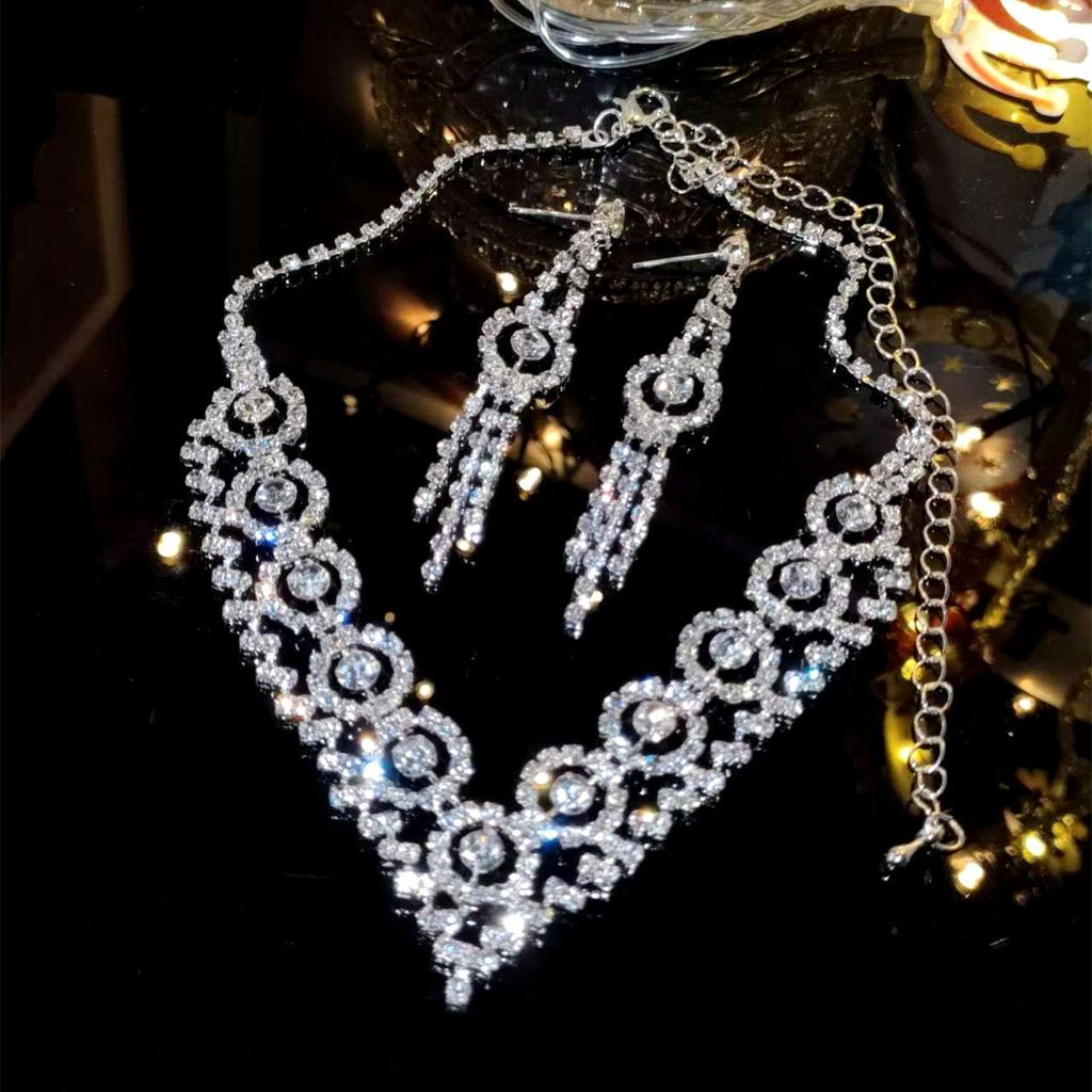 Ketten Set Luxus Funkelnde Strasssteine Halskette Ohrringe Zweiteiliges Set Brautschmuck Hochzeitskleid Zubehör