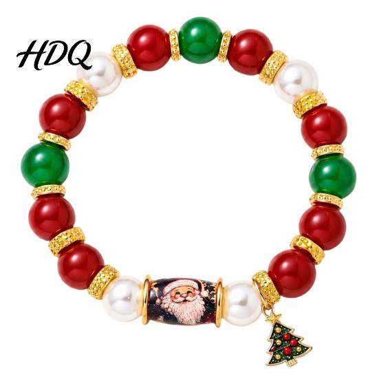 Red And Green Beaded Bracelets Christmas Bracelet with Alloy Tree Charm Santa Deer Stocking Center Bead for Women Elastic Bracelet Festive Jewelry