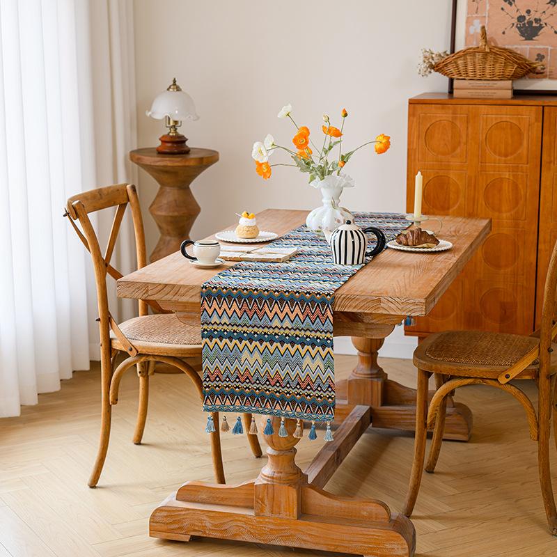 Bohemian Table Runner American Retro Polycotton Jacquard Tablecloth, Long Rectangular Farmhouse Dining Table Decor Bohemian Coffee Table Cover