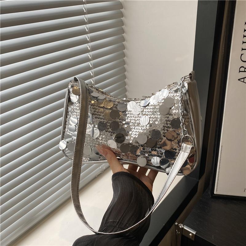 Spring and Summer Popular Chain Bag Women's New Versatile Messenger Bag Fashion Niche Sequined Shoulder Armpit Bag
