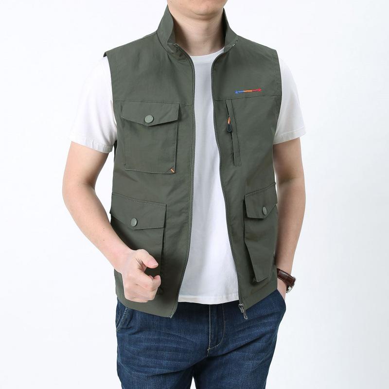 Men's Outdoor Waterproof Vest Loose Large Size Fishing Photography Tooling Vest