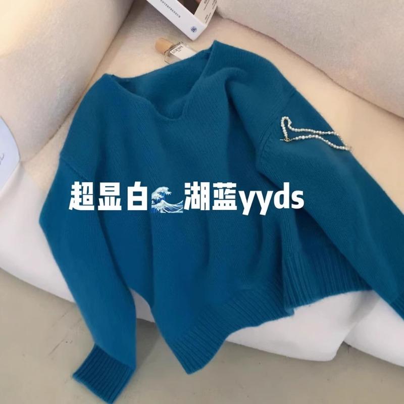 

Today s fashion is beautiful and white blue v-neck sweater raccoon velvet soft waxy knitted sweater top women s autumn and winter base one size fits all синій