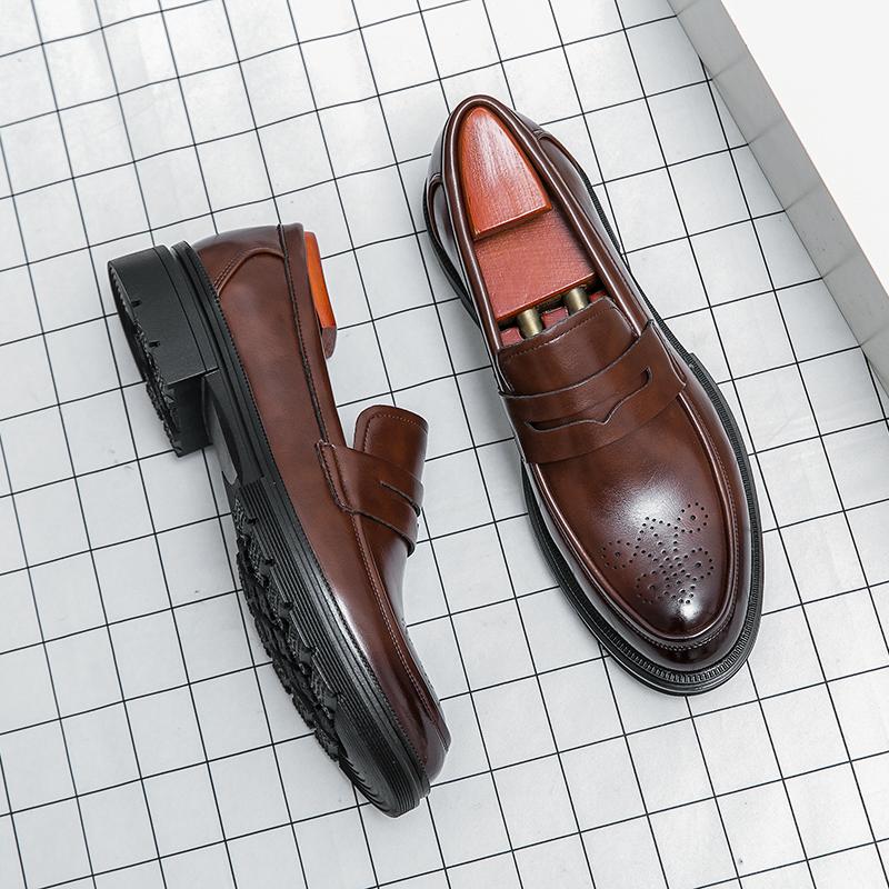 Brogues Style Men Shoes Business Casual Leather Shoes Moccasins Man Flats Shoes