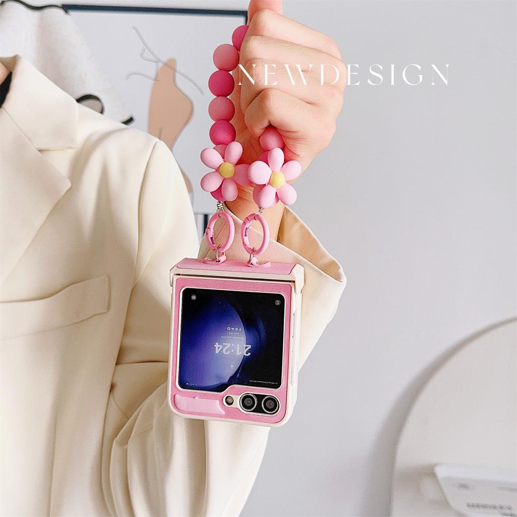 For Samsung Galaxy Z Flip6 5G Case Skin-Touch Leather+PC Phone Cover with Beaded Wrist Strap