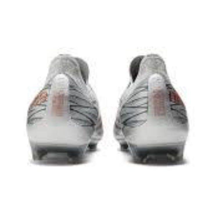 New Balance Furon V7 Pro Round Toe Comfortable Short Stud High-End Adult AG (Rubber Short Stud) Artificial Grass Soccer Shoes Men Soccer Shoes SF1AGG7