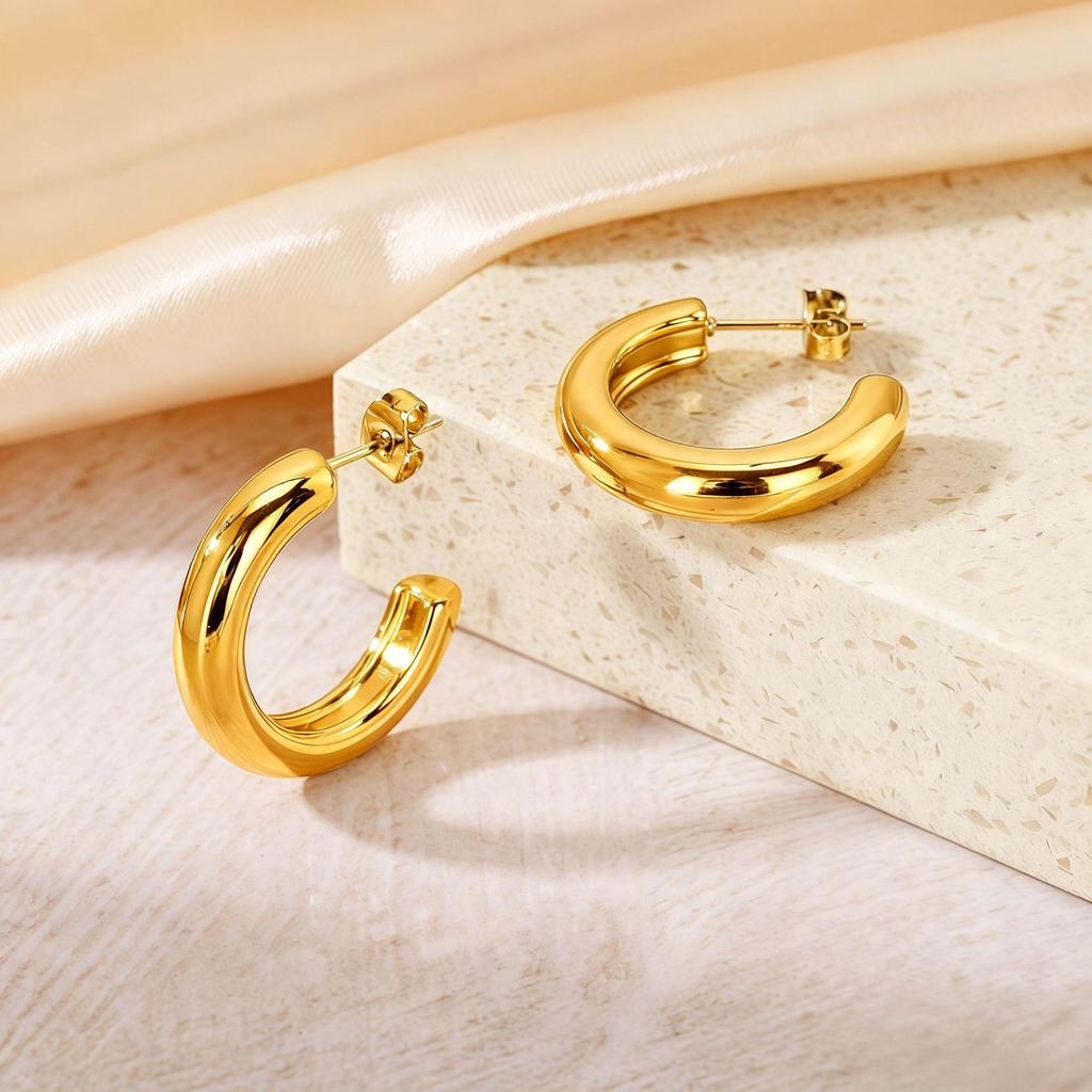 European Classic Hoop Earrings: Versatile, High-End, Fade-Resistant for Women