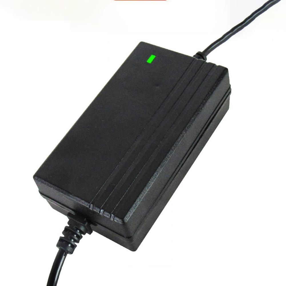 1Pcs Lead-acid Batteries Charger Fast Charging Car Motorcycle Battery Charger 12V Car Battery Charger Accessories