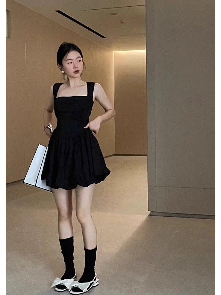 Elegant White Summer Suspender Dress - Sexy, Slimming, Puffy Princess Style for Petite Women