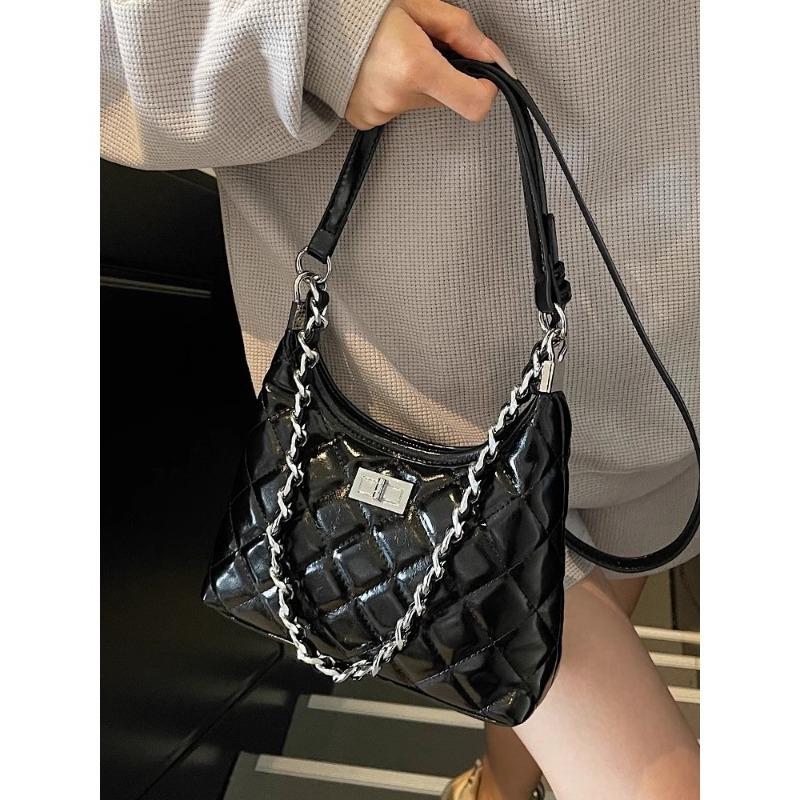 Spring and summer versatile diamond chain small bag women's new underarm dumpling bag textured messenger bag