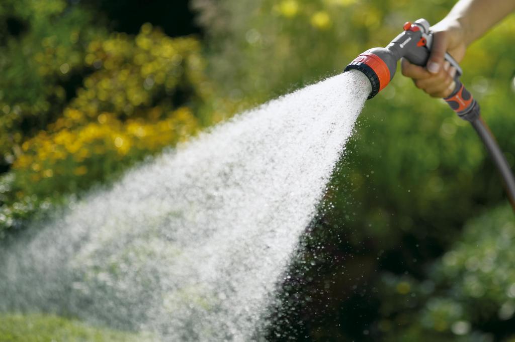 GARDENA Multi-Spray Gun with Water Stop Connector, Gray/Orange, 18343-32, Product Warranty: Up to 5 Years