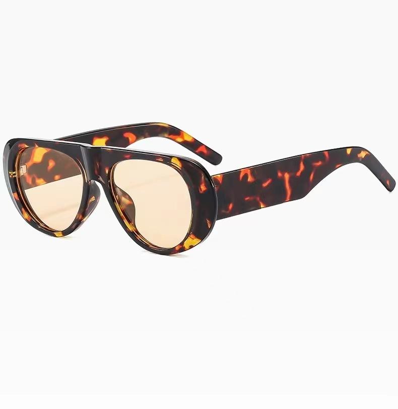 Trendy Women Oval Cat Eye Sunglasses Retro Pilot UV400 Protection Summer Fashion Eyewear Gafas De Sol