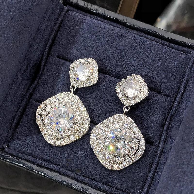 Huitan Geometric Women Luxury Drop Earrings Full Sparkling CZ Fashion Wedding Daily Accessories Charming Versatile Party Zircon