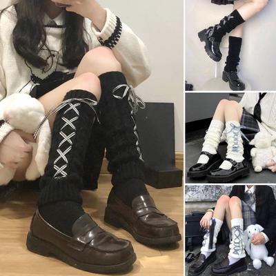 Mittellange Socken Winter-Wadenbezüge im Lolita-Stil mit Schnürbändern und Schleifen für Cosplay-Kleidung, rutschfeste Strickbeine für den Sport