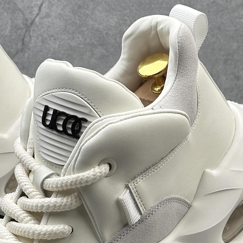 2025 Men's Non-Slip Thick Sole Dad Sneakers: Casual, Wear-Resistant, Versatile White Minimalist Shoes