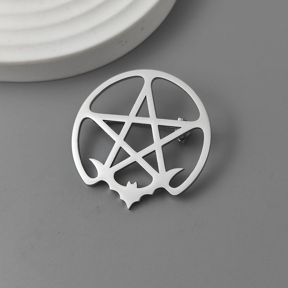 Pentagramserie brosch i rostfritt stål, symboliserar den positiva energin att avvärja ondska, symbol för kulturella slagpåsmycken.