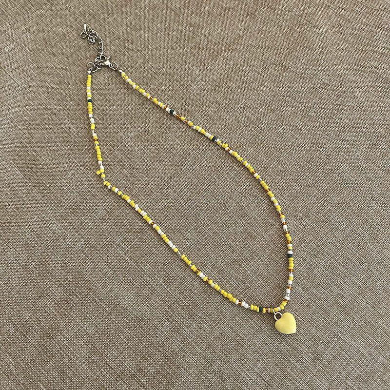 Color beaded love necklace women's tide cool niche design sense neck chain simple and versatile girl heart collarbone chain
