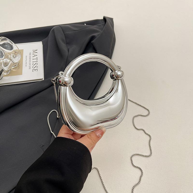 Нишевая глянцевая акриловая лазерная сумка-пельмень летняя новая модная цепочка на одно плечо через плечо портативная вечерняя сумка