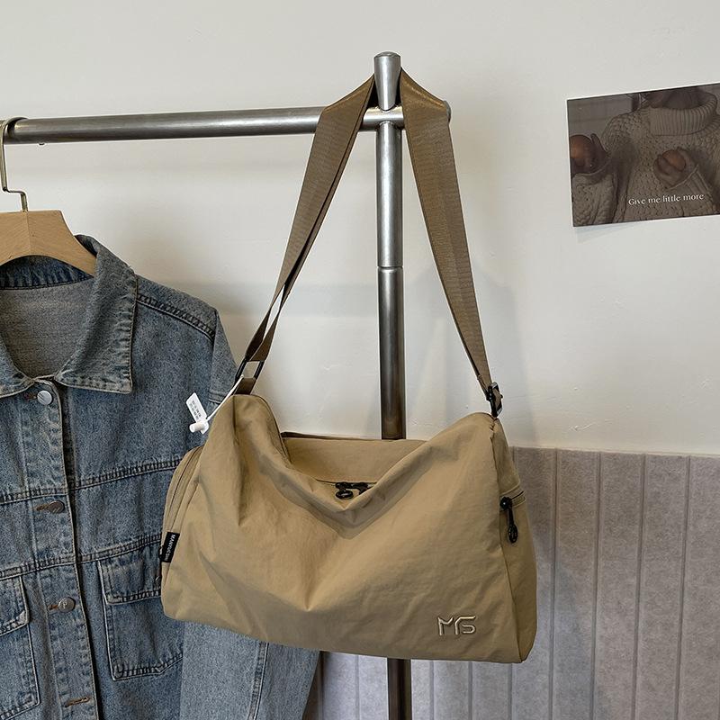 Casual Fashion Shoulder Bag Women's 2025 Autumn New Unisex Multi-functional Storage Travel Bag Casual Messenger Bag