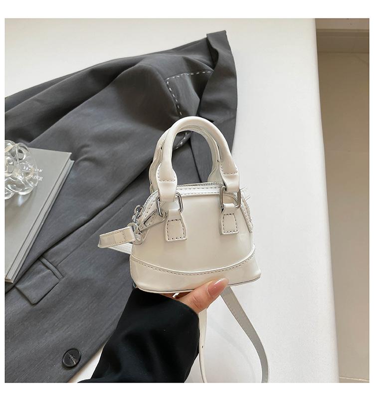 

Fashion mini shell bag trend temperament simple 2025 niche design summer messenger women s bag foreign style shoulder bag