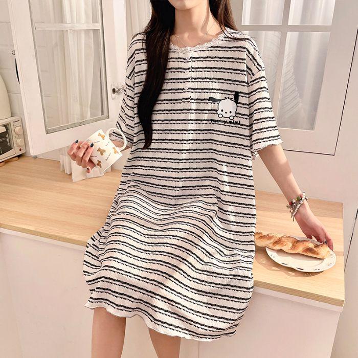 Women's Striped Short-Sleeve Loose Midi Dress – Fresh Summer Style, Versatile for Outdoors or as Pajamas, Ideal for Students