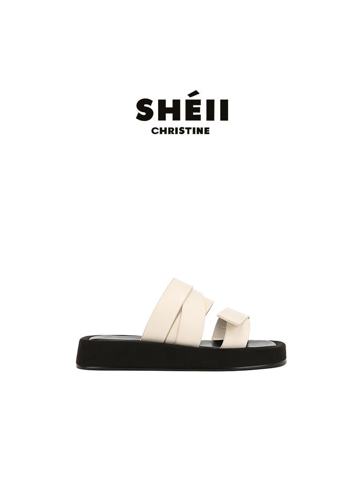 Wrap around the belt~ Su Yinyin wears summer Roman shoes with the same square head thick sole cross strap cool slippers women's slippers