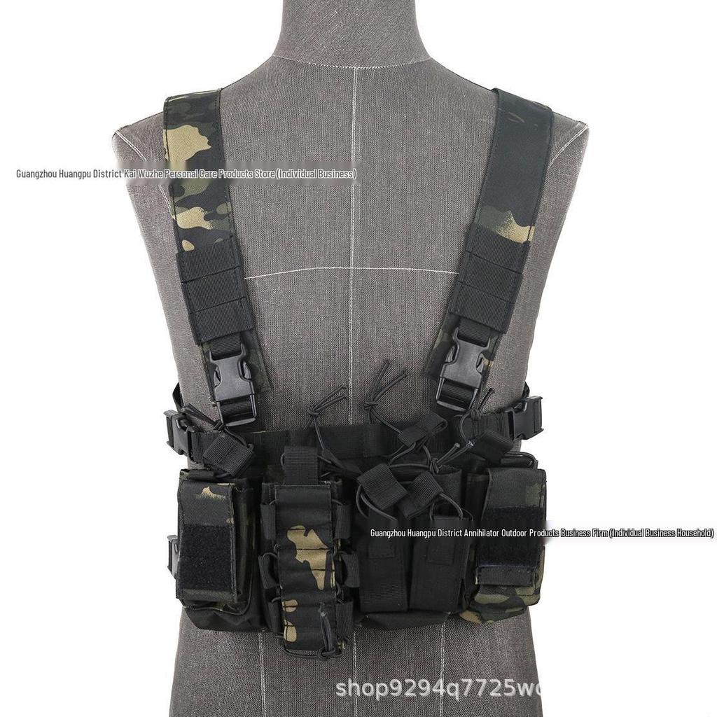 Men's Outdoor Tactical Chest Rig Vest with Multi-Pockets