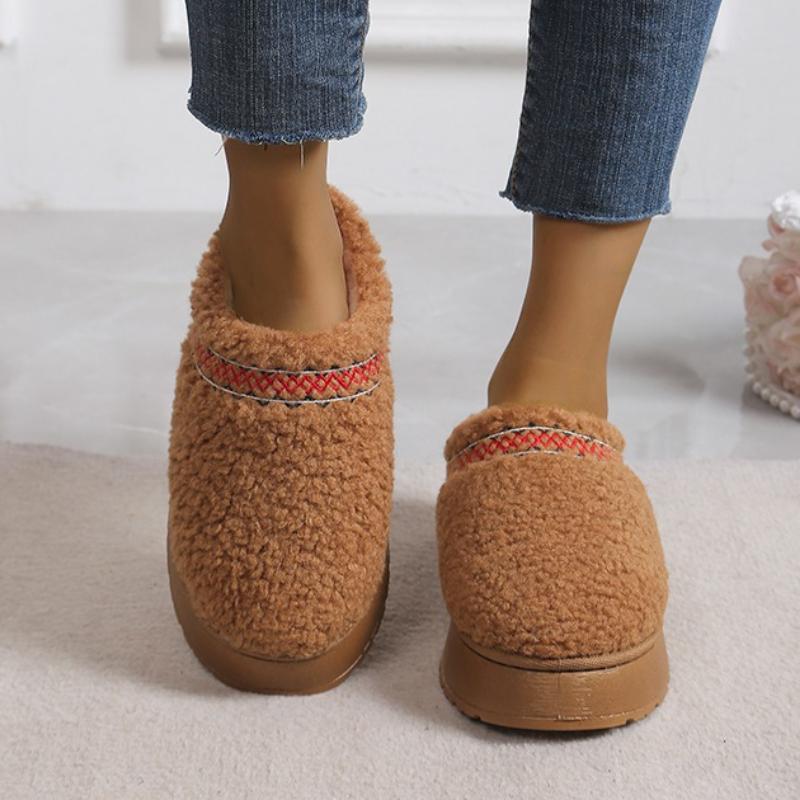 Fashion Women Snow Boots 2025 New Foreign Plus Size Warm Casual Outer Wear Cotton Shoes Women Anti-slip Slip on Shallow Ankle Boots