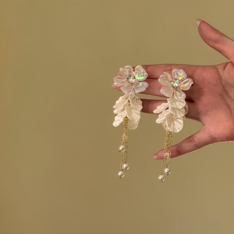"Island White Flower" White Flower Earrings New Popular High-end Tassel Holiday Earrings Women