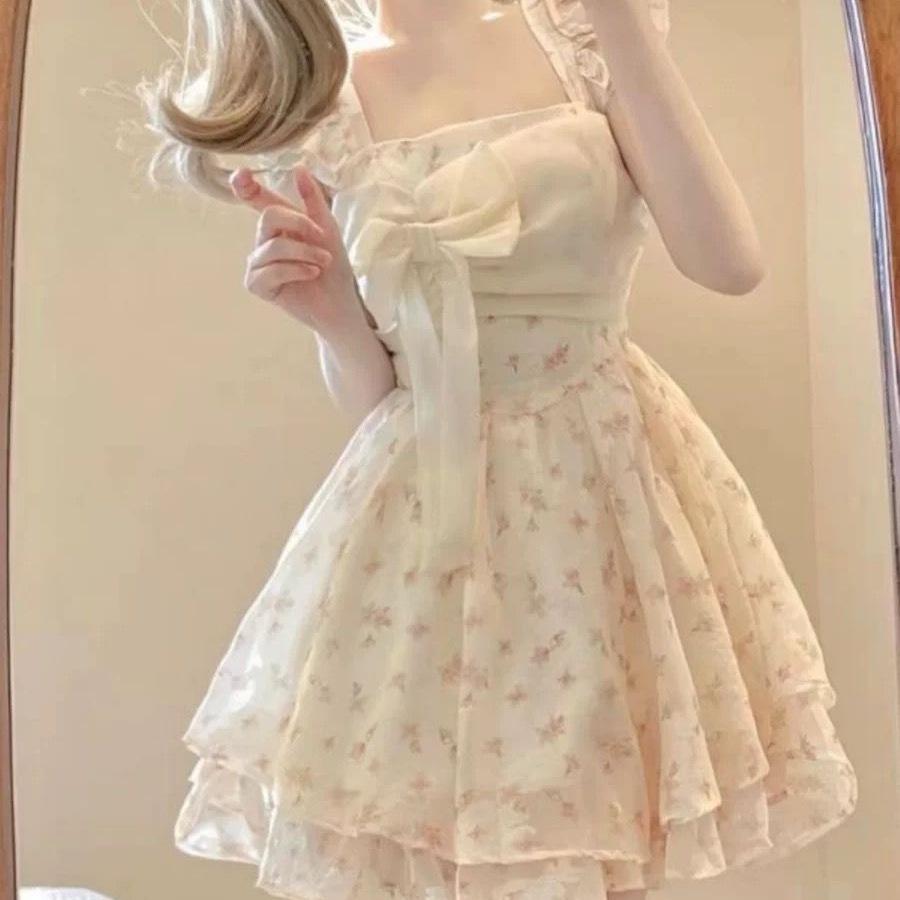 French sweet wind small flying sleeves floral dress women's summer small bow waist on the run princess short skirt