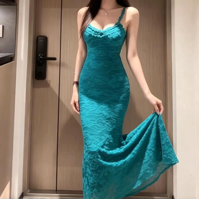 French light luxury hollow lace suspender dress women's summer new sexy temperament slim and thin hip-wrapped dress