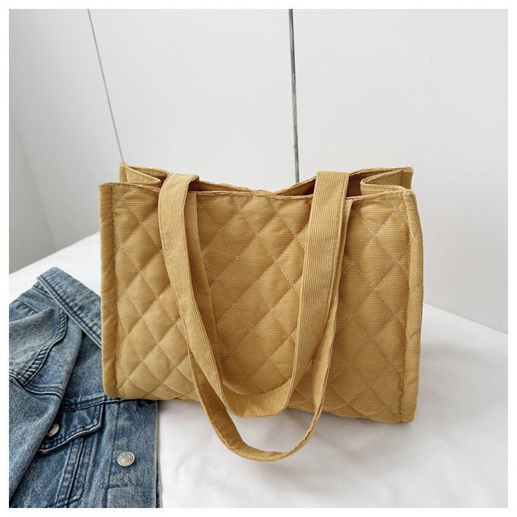 Модная однотонная сумка через плечо в корейском стиле 2024 Зима Новая текстура Большая вместимость Городская минималистичная сумка жёлтый