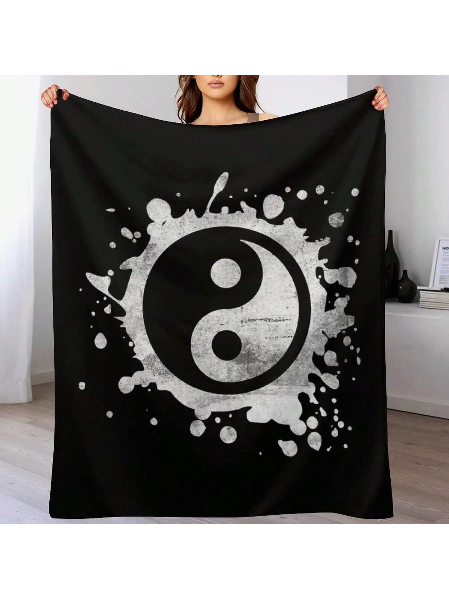 Distressed Yin Yang Feng Shui Ying Yang Taoism Zen Buddhism T-Shirt Throw Blanket For Winter Decorative Throw Blankets S разноцветный