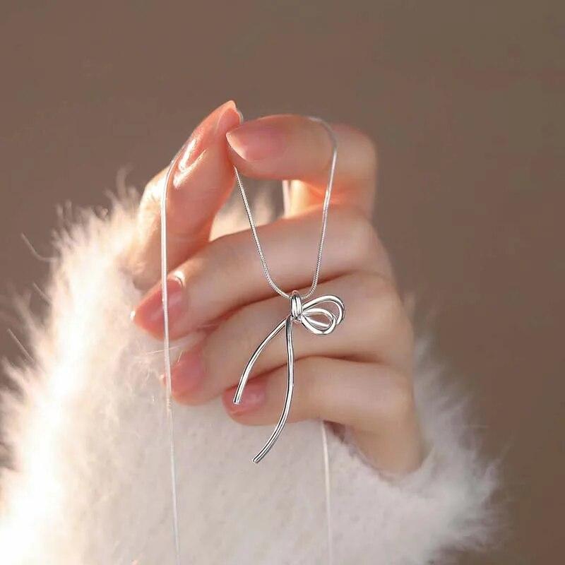 Fashion Silver Color Ribbon Bow Pendant Necklace for Women Girl 2024 New Simple Metal Snake Bone Chain Necklace Jewelry Gift
