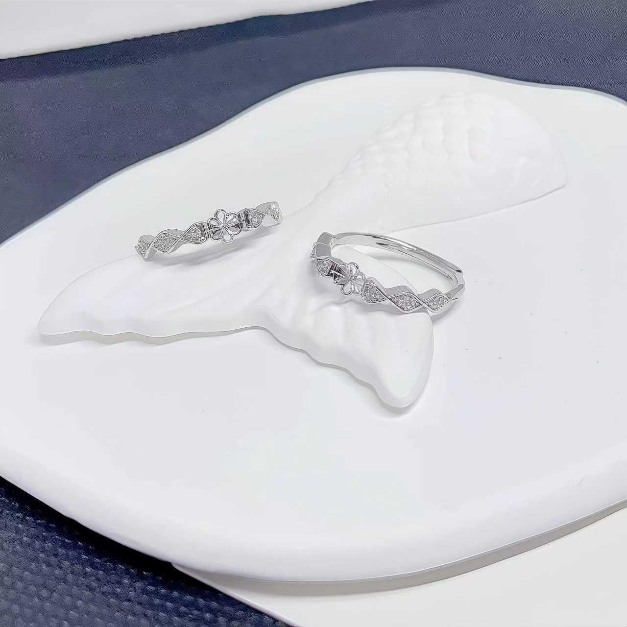 18K Gold-Plated Adjustable Geometric Rhombus Ring with Zircon and Pearl Inlay