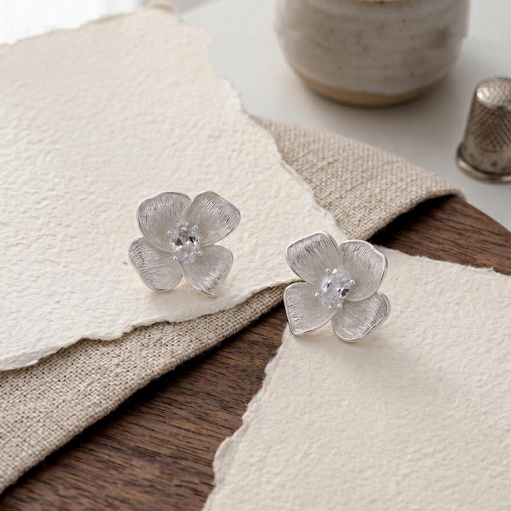 3.0 Thick Silver-Plated French Retro Floral Earrings - High-End Designer Brushed Luxury for Women
